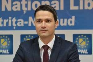 Robert Sighiartău a declarat că liberalii care au votat alături de PSD vor fi înlocuiţi din funcţiile deţinute în Parlament